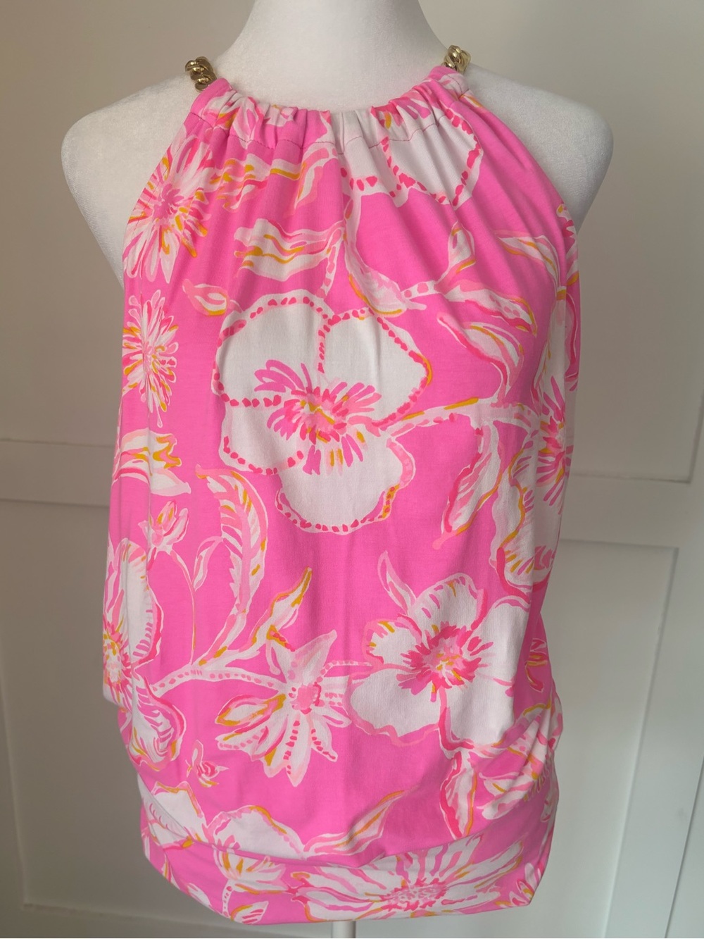 Lilly Pulitzer Pink Floral Halter with Gold Accent size S excellent condition